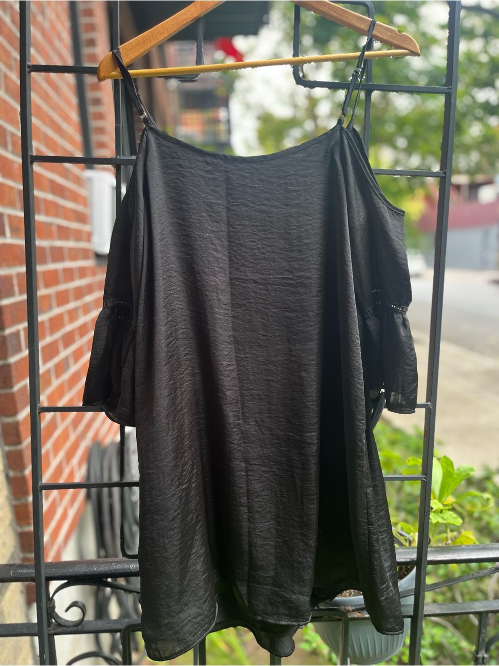 Dex Black Cold-Shoulder Satin-Look Tunic
